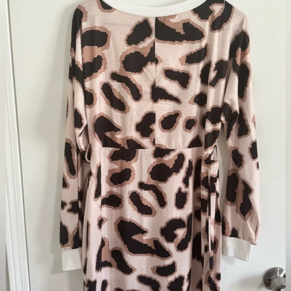 Brand New LG Leopard Print Sweater (Thin) Wrap Dress! - Picture 2 of 4